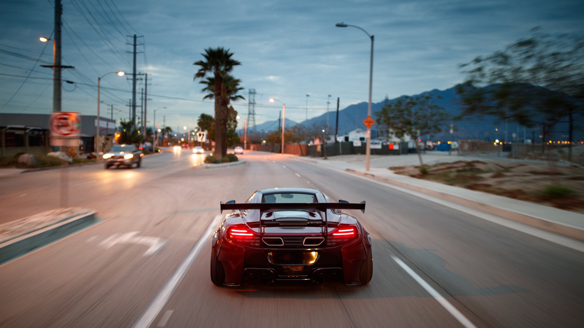 热火训练营现场气氛紧张队员全情投入，热火试训